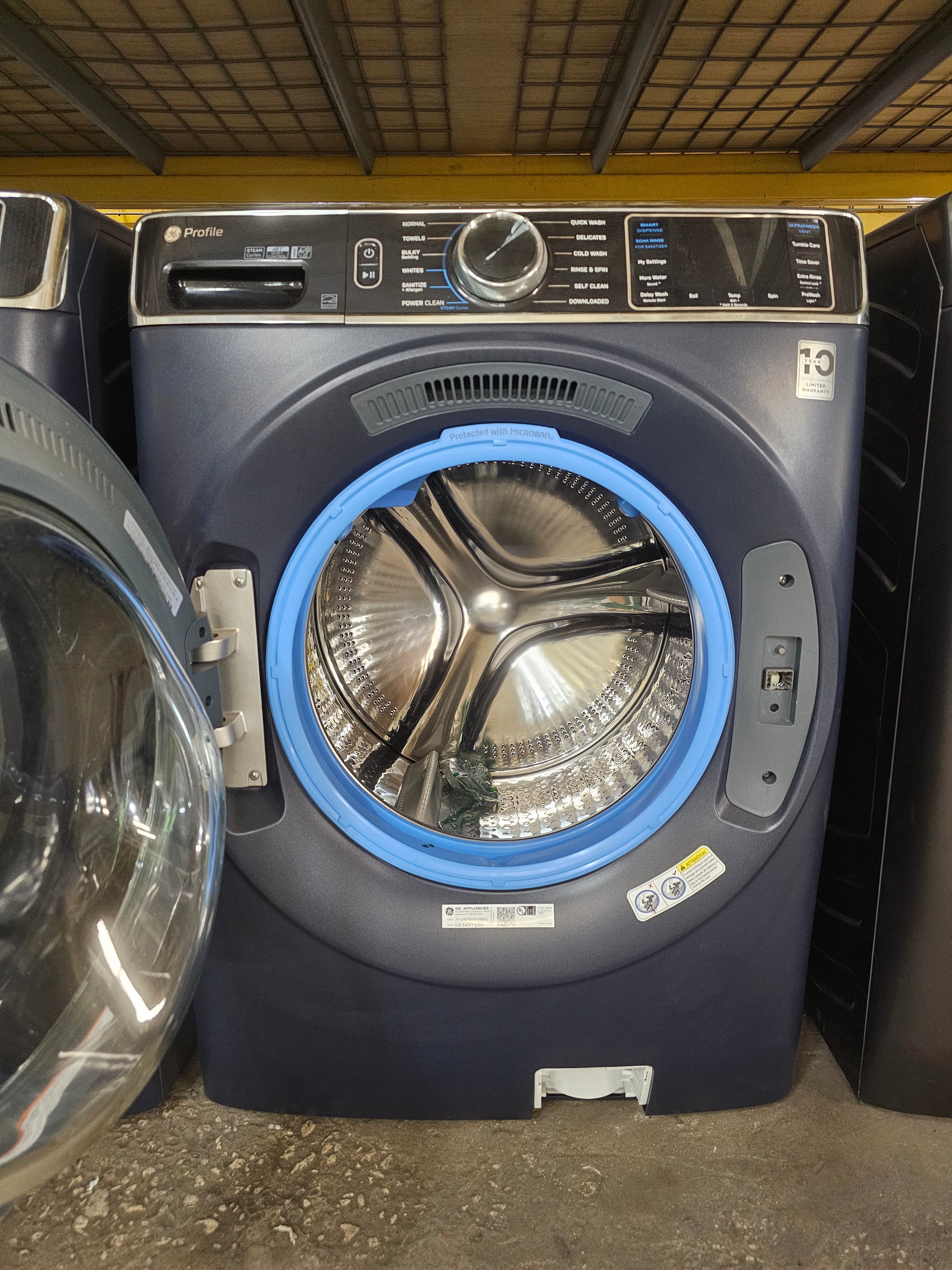 GE Profile 5.3 cu. ft. Smart Front Load Washer in Sapphire Blue w/OdorBlock UltraFresh Vent System, Microban, Tier 2 EStar
